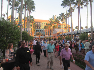 Fall Foodie Festivals: Euphoria, Epcot and The Swan and Dolphin